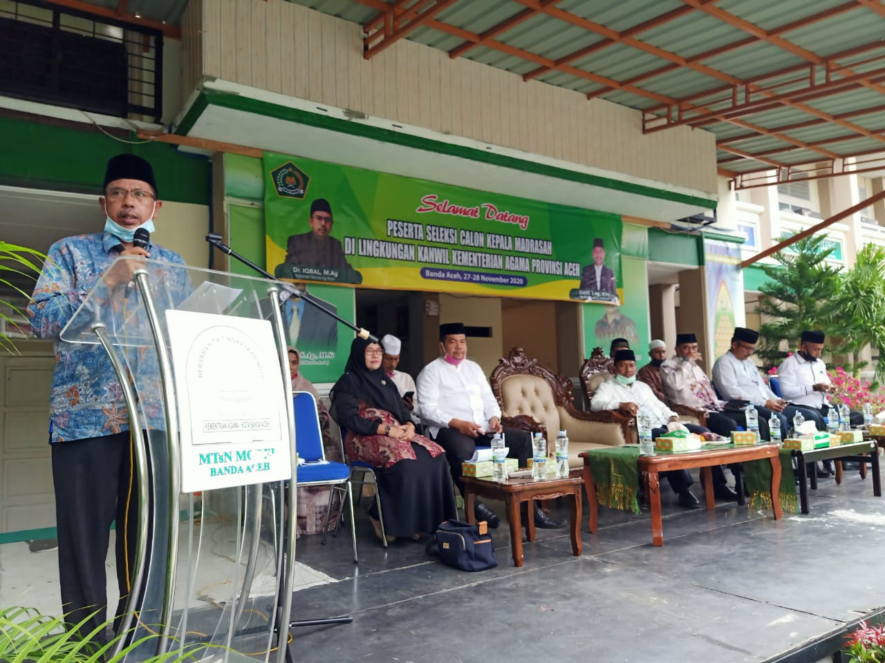DR. Iqbal Buka Tes Cakep di Lingkungan Kankemenag Prov. Aceh
